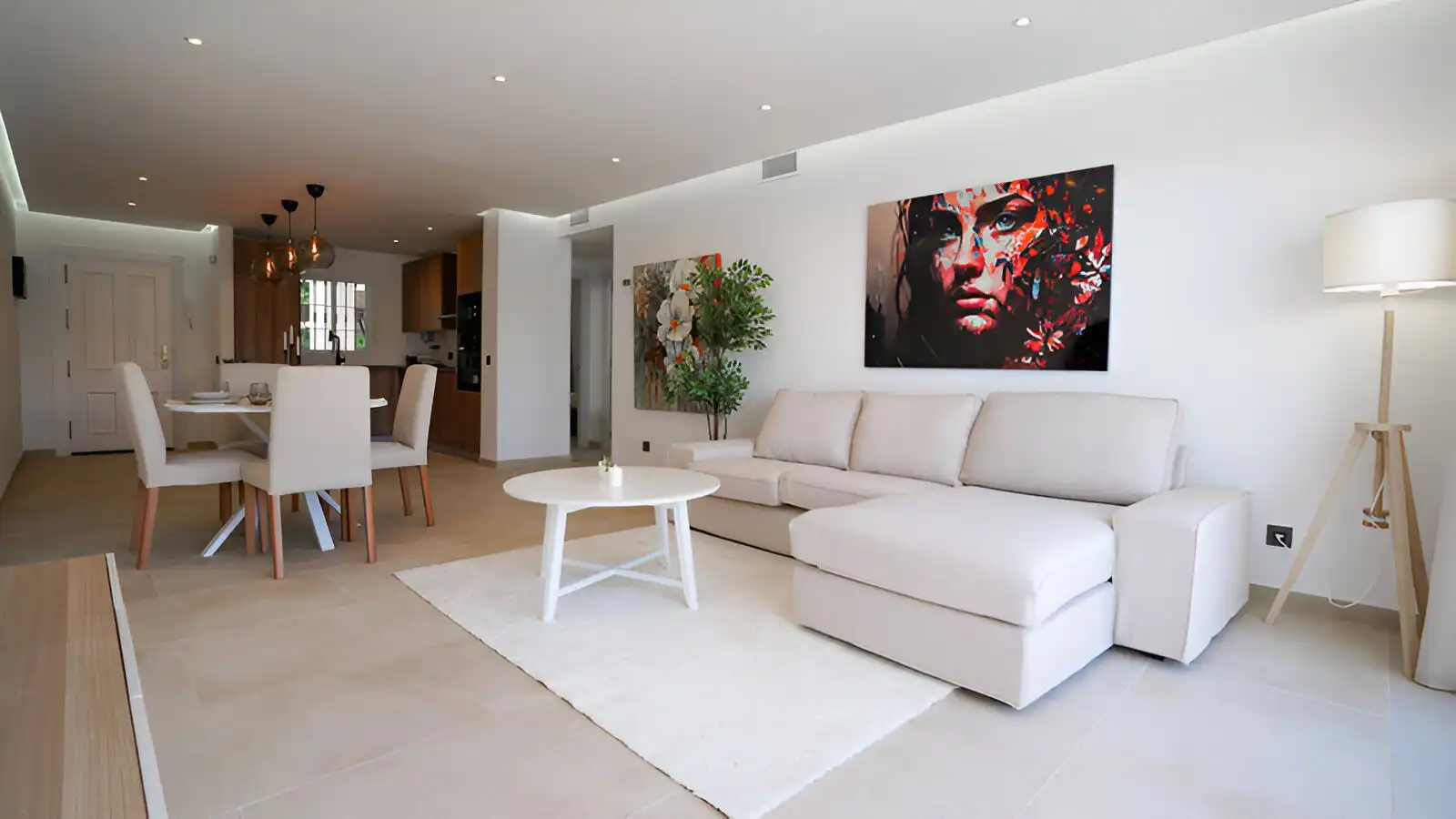 Apartament amb piscina en venda a Benahavís pueblo, imagen 8