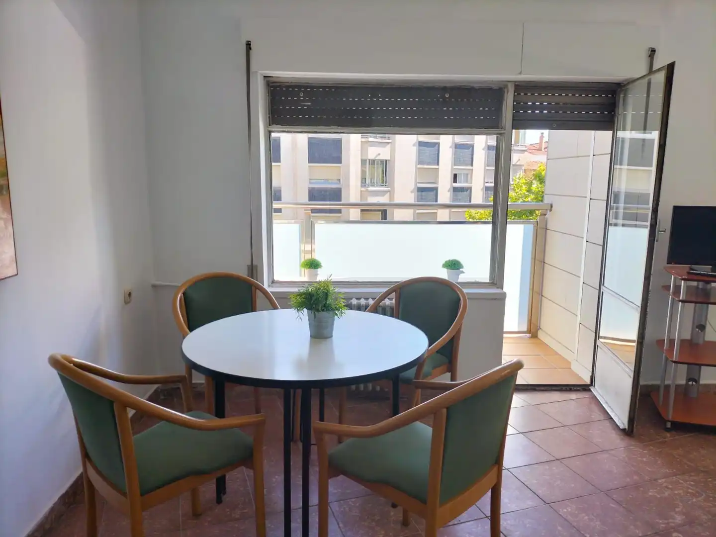 Flat with terrace to rent in Avenida de Portugal, imagen 23