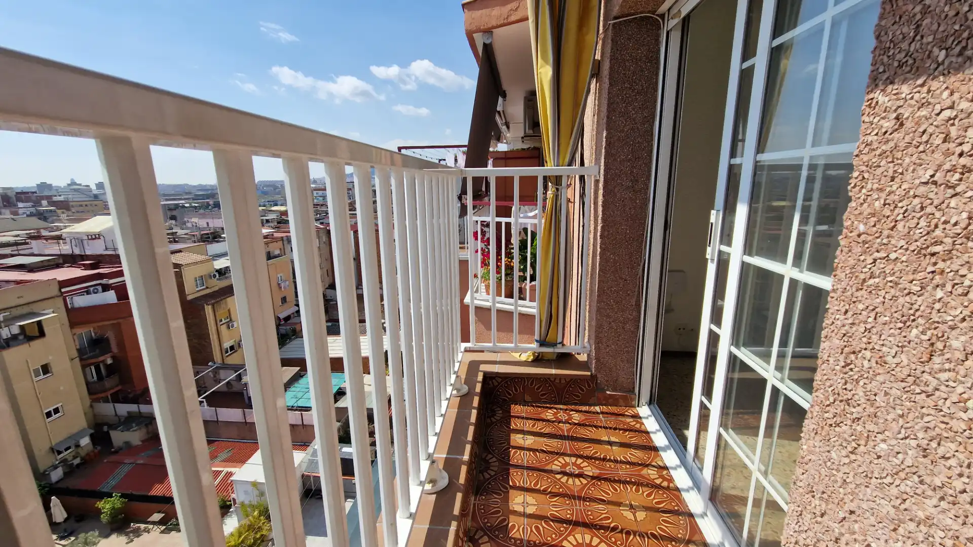 Terrasse von Dachboden zum Verkauf in Santa Coloma de Gramenet mit Klimaanlage, Heizung und Terrasse
