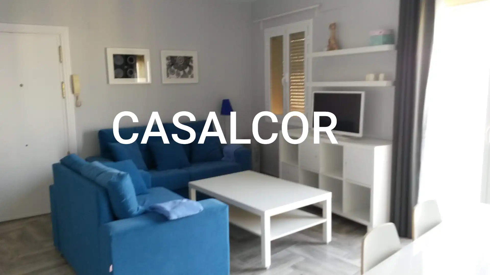 Living room of Flat for sale in Mairena del Alcor  with Air Conditioner and Furnished
