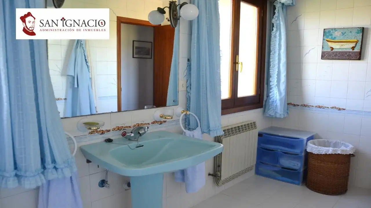 Chalet con piscina en venta en Villarcayo de Merindad de Castilla la Vieja, imagen 23