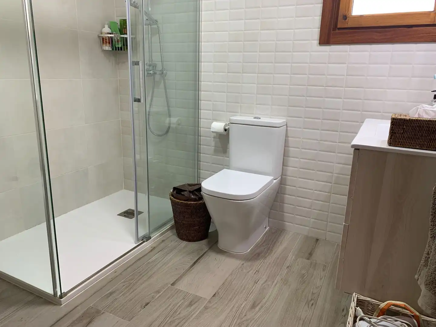 Bathroom of Houses for sale in Mutxamel  with Air Conditioner, Heating and Private garden