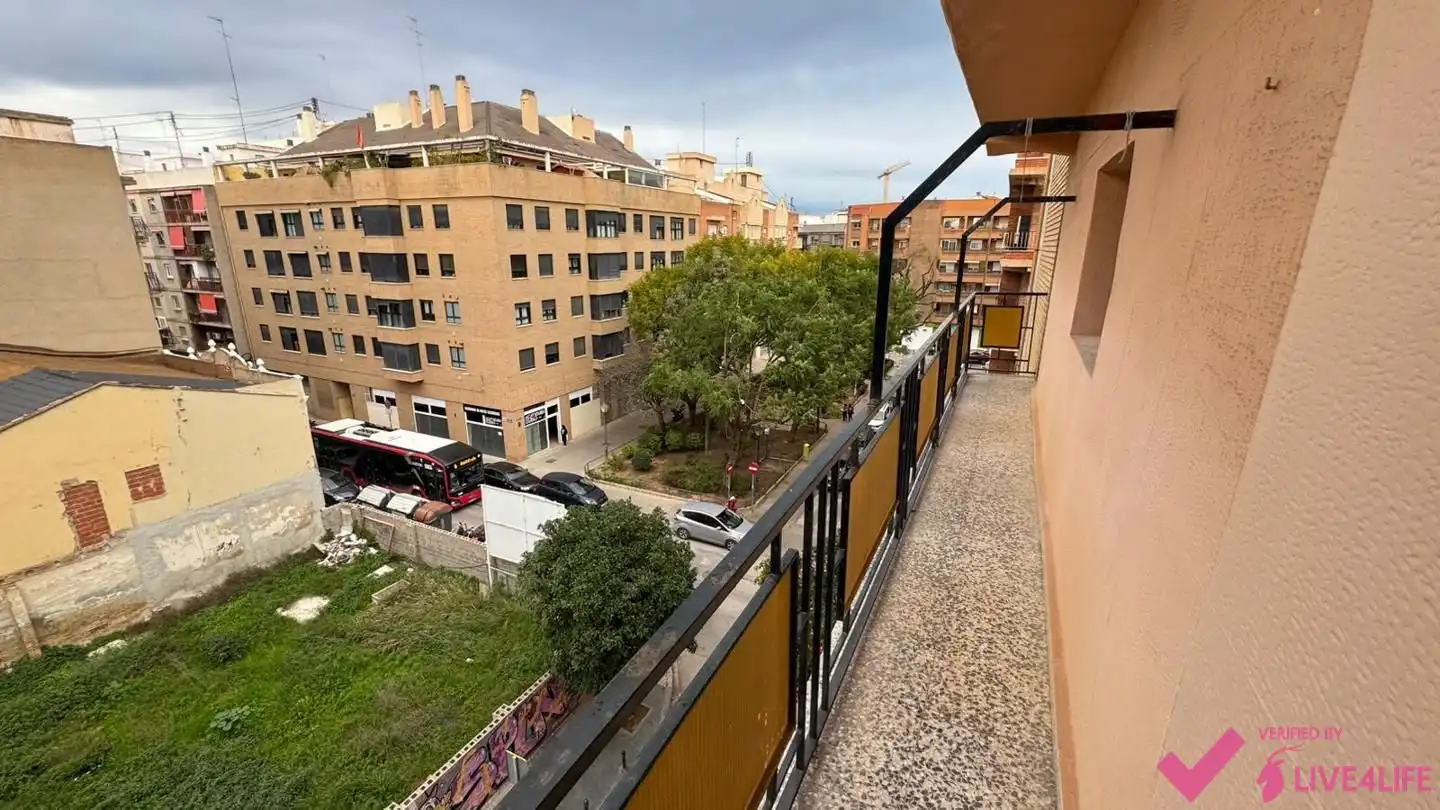 Zimmer in Mestre Marçal, Torrefiel