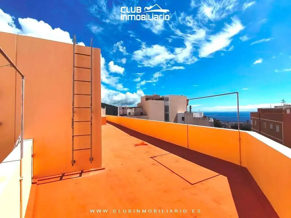 Vista exterior de Edificio en venta en Santa Cruz de Tenerife