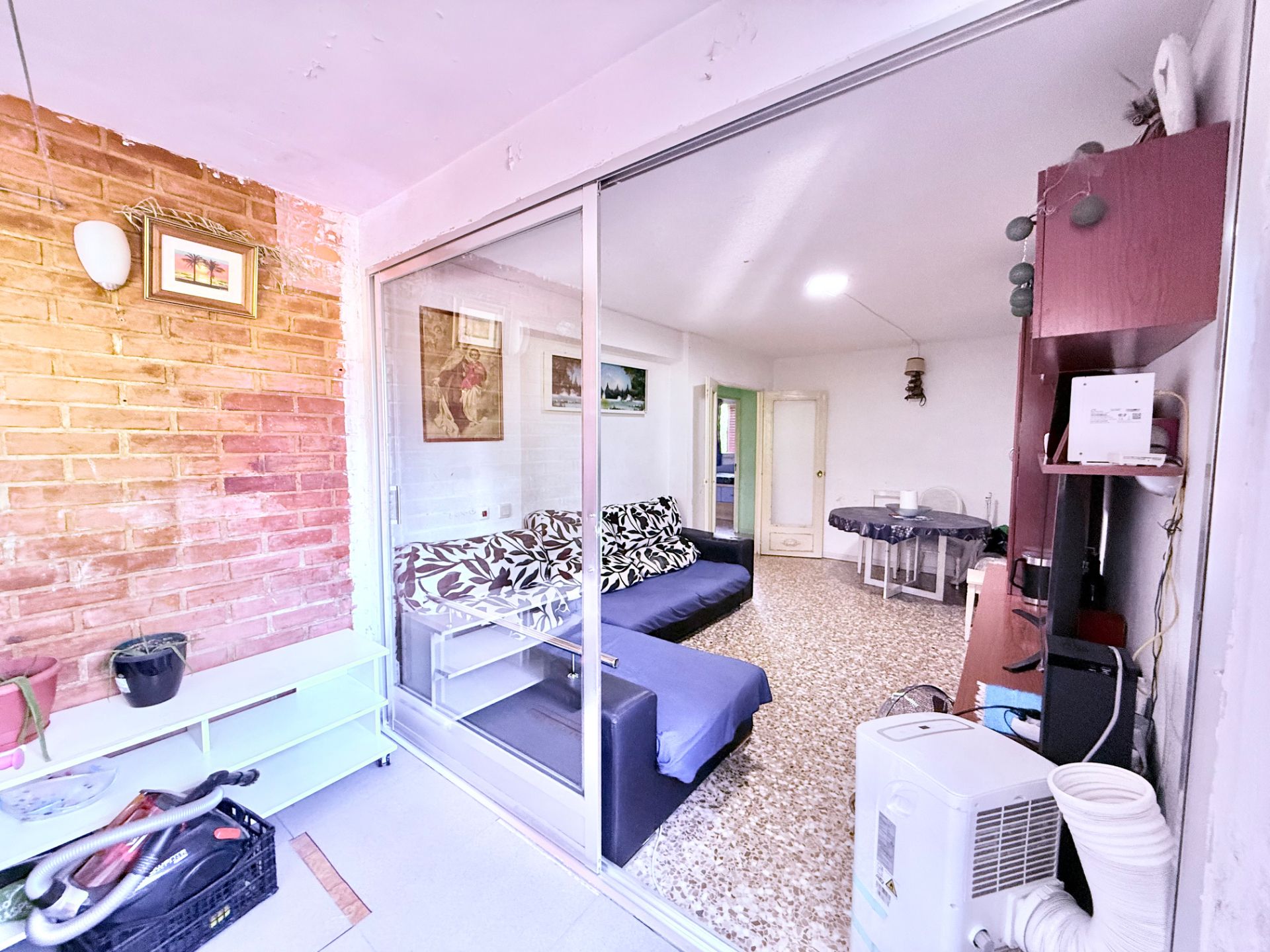 Sala de estar de Piso en venta en  Madrid Capital con Calefacción y Terraza