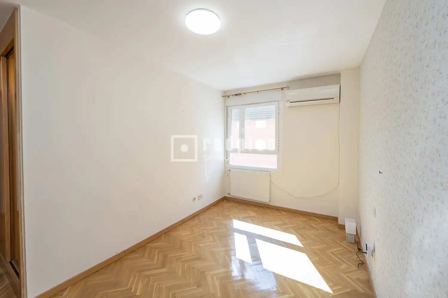 Schlafzimmer von Wohnung zum Verkauf in Valdemoro mit Klimaanlage, Heizung und Privatgarten