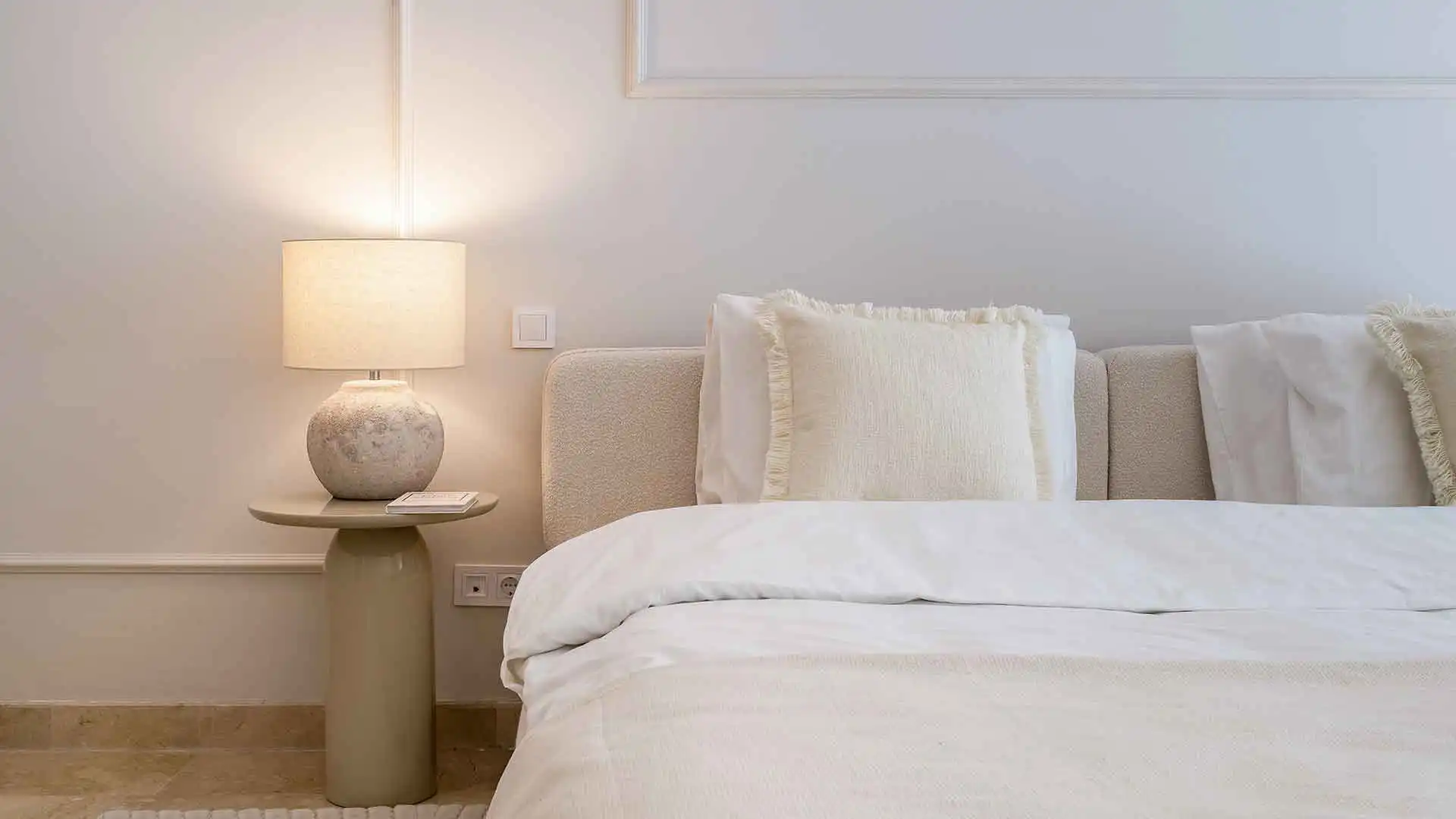 Schlafzimmer von Wohnungen zum Verkauf in Marbella mit Klimaanlage, Terrasse und Abstellraum