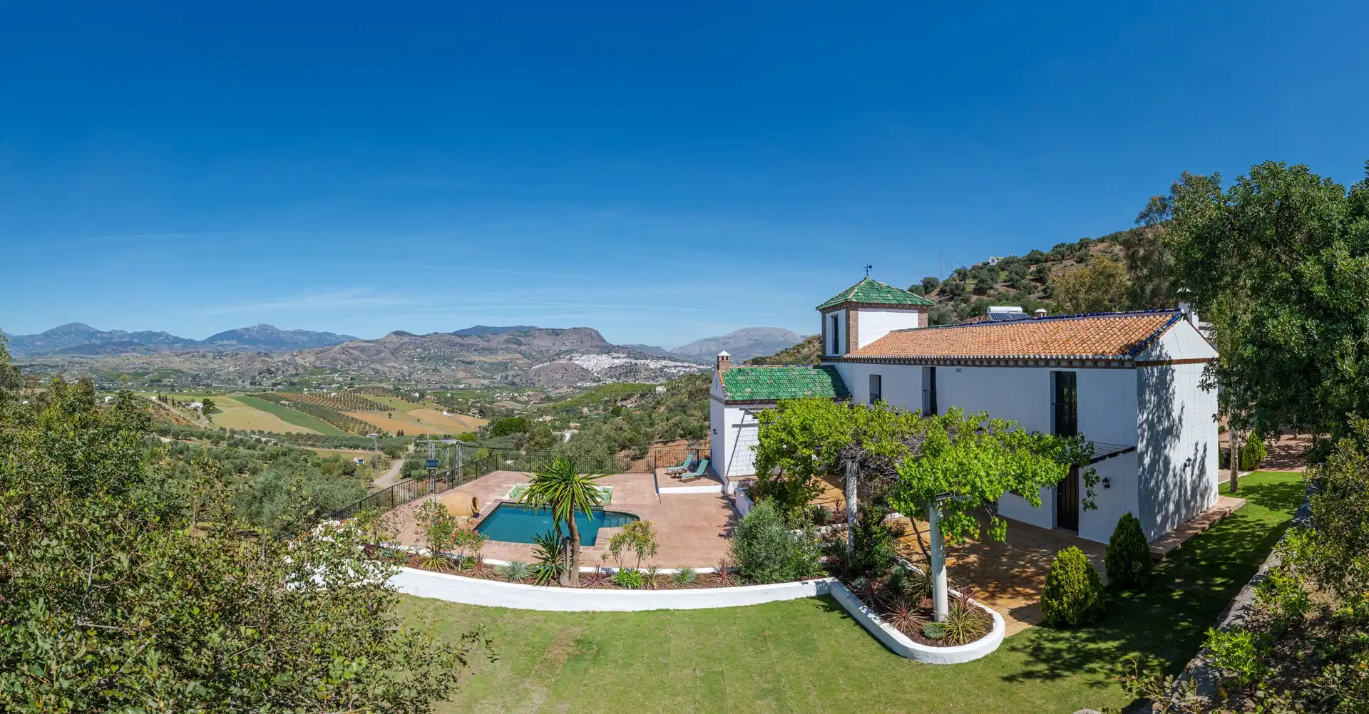 Jardí de Finca rústica en venda en Álora amb Aire condicionat, Calefacció i Jardí privat