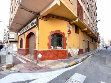 Local comercial en venda a Carrer Mestre Serrano