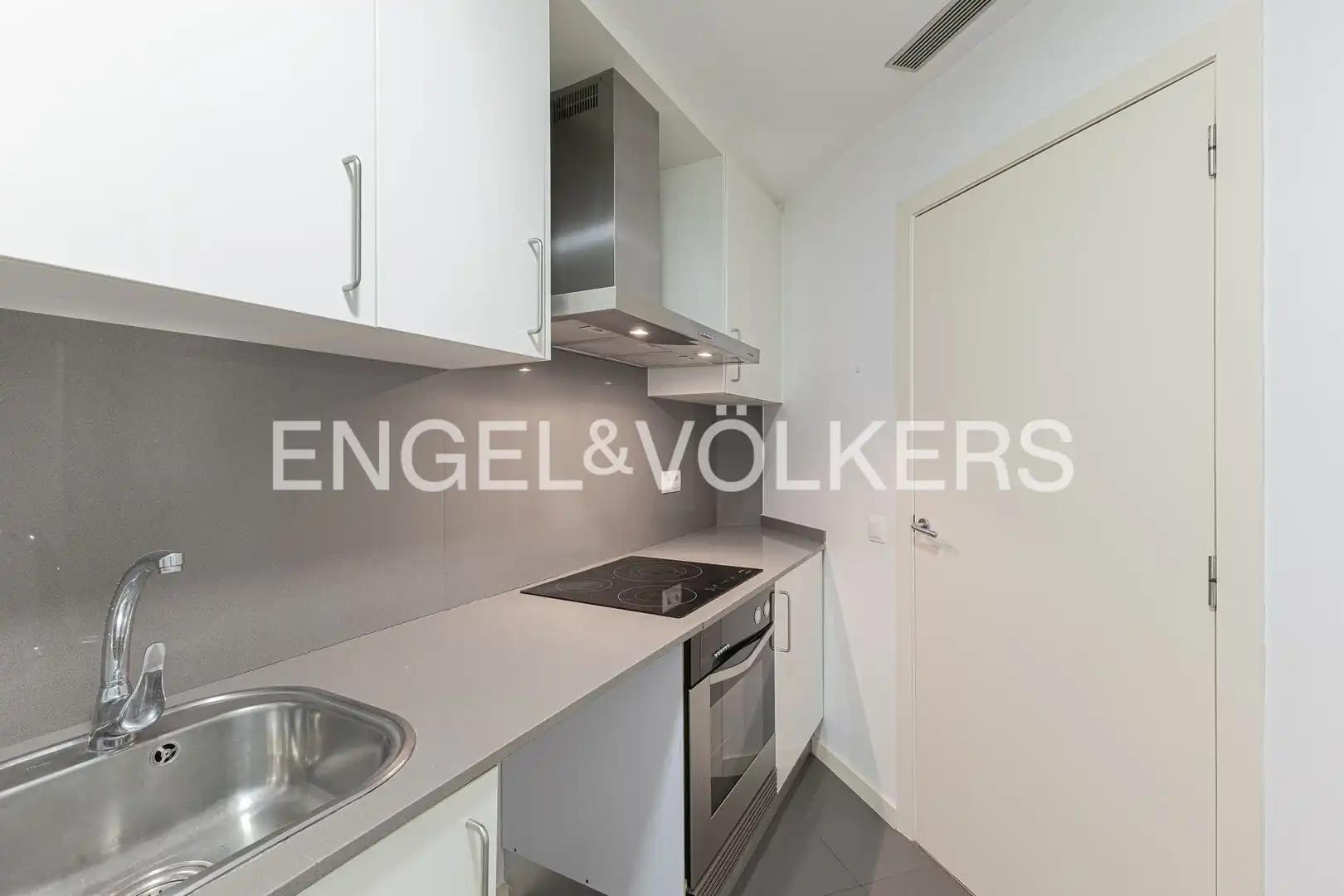 Cocina de Piso en venta en Barcelona con Aire acondicionado, Calefacción y Parquet