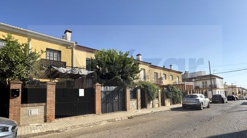 Vivienda adosada de 4 estancias, terraza y amplio sótanogaraje en Mairena del Alcor, imatge 4