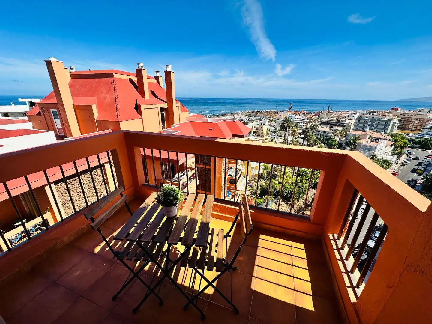 Terraza de Estudio en venta en Puerto de la Cruz con Trastero, Amueblado y Piscina comunitaria