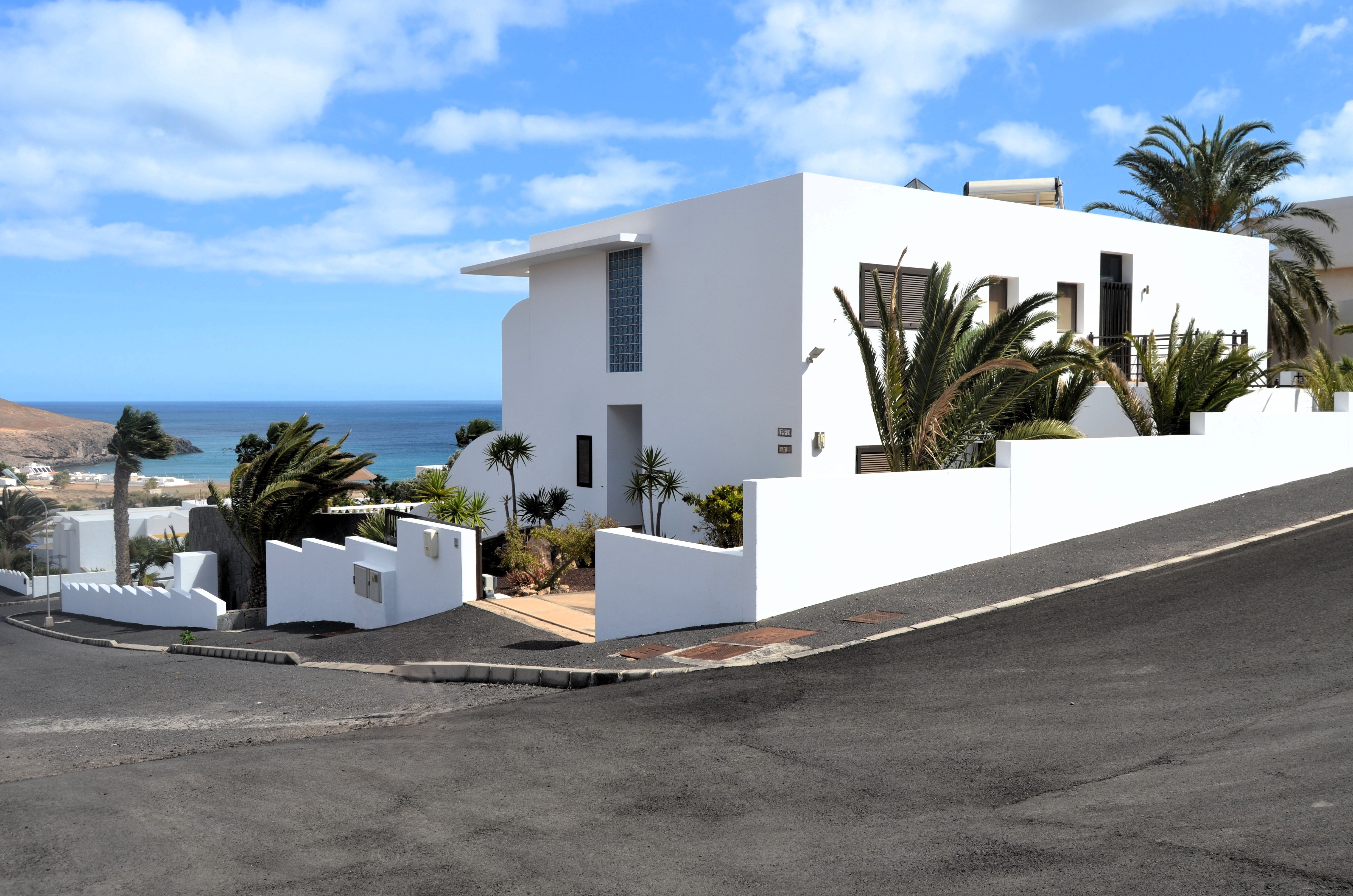 Exterior view of House or chalet for sale in Tuineje  with Private garden, Terrace and Swimming Pool