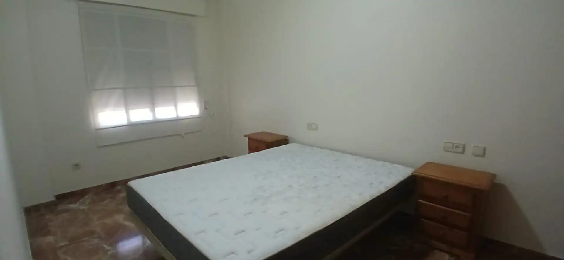 Schlafzimmer von Wohnung zur Miete in Murcia mit Klimaanlage und Heizung