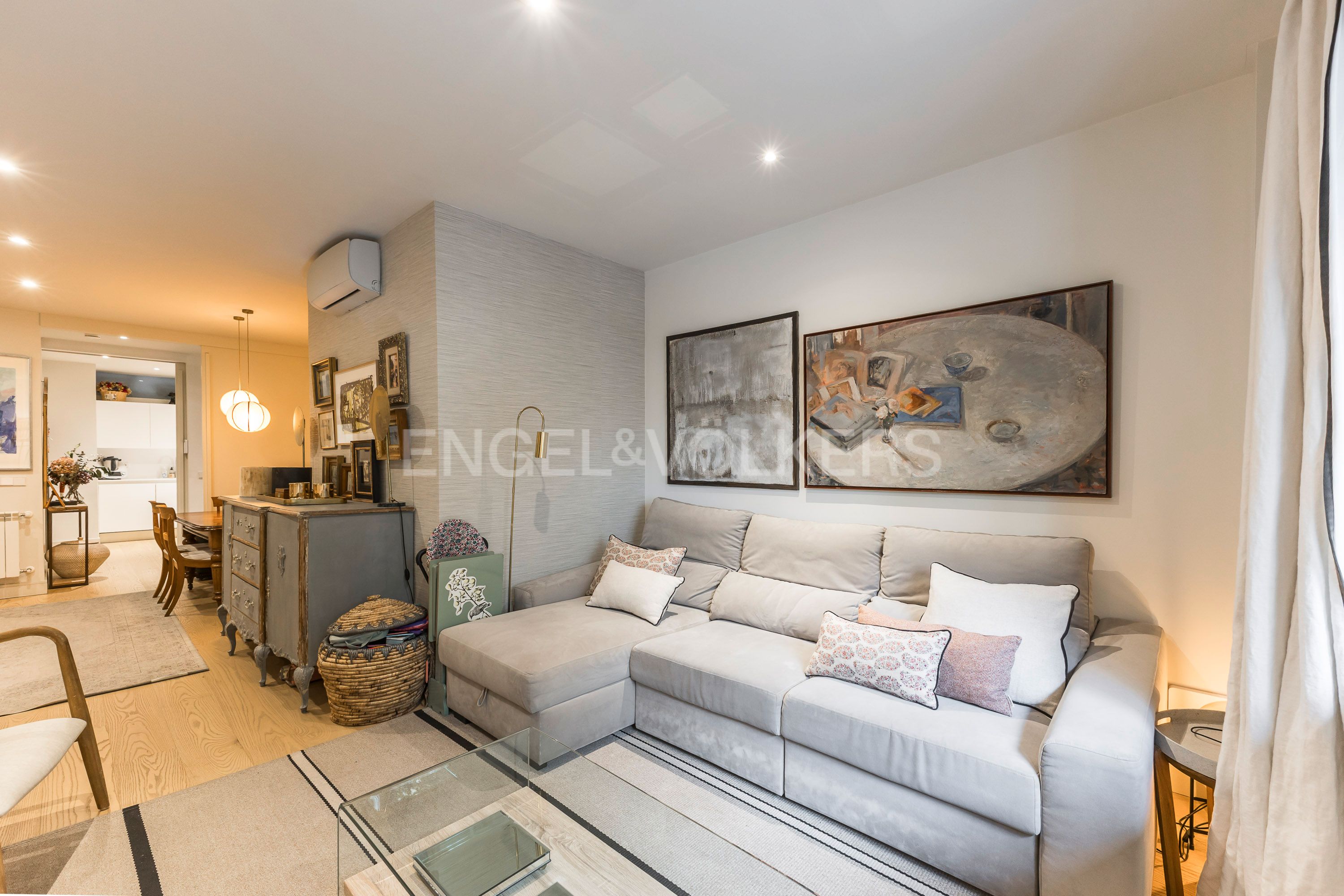 Living room of Apartment for sale in  Madrid Capital  with Heating