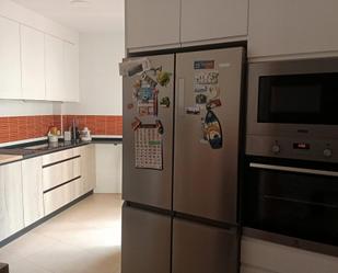 Cuina de Casa o xalet de lloguer en Guillena amb Aire condicionat, Terrassa i Balcó