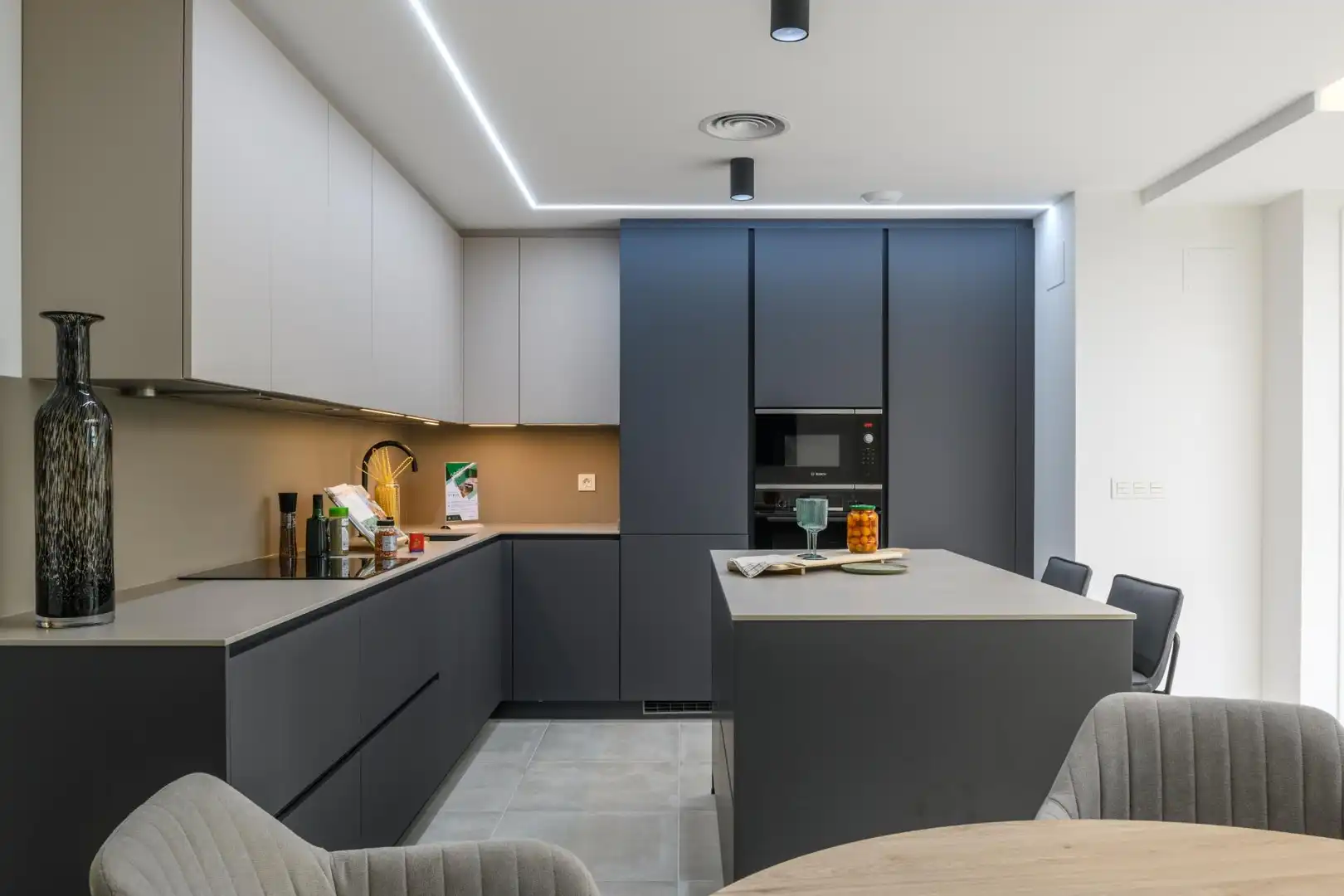 Cuina de Casa o xalet en venda en Murcia amb Aire condicionat, Jardí privat i Terrassa