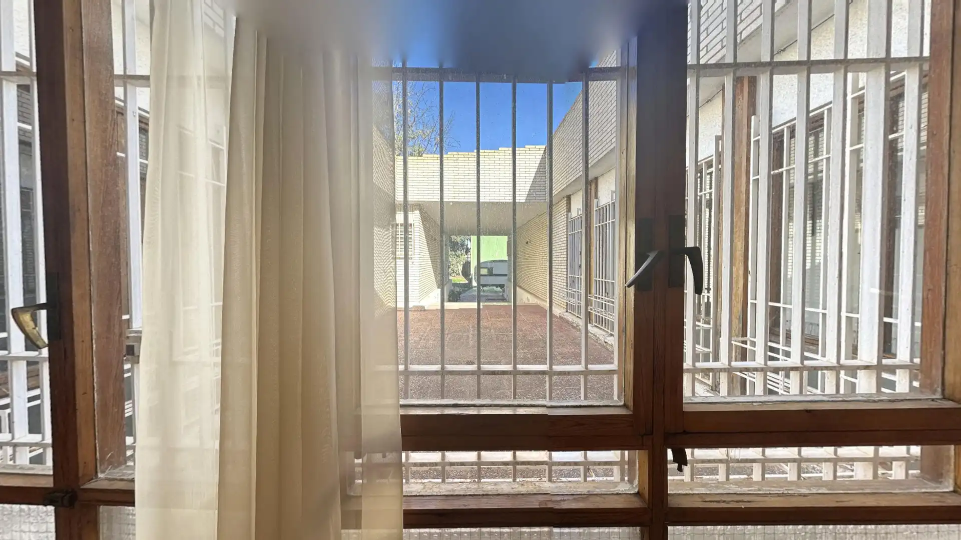 Vista exterior de Casa o xalet en venda en Alicante / Alacant amb Jardí privat, Terrassa i Piscina