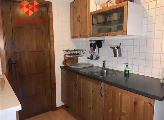 Cuina de Finca rústica en venda en Villacastín amb Jardí privat, Terrassa i Moblat