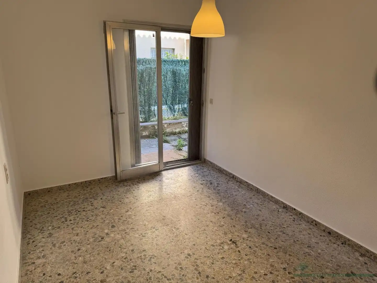Terrasse von Wohnungen zum Verkauf in Castell d'Aro, Platja d'Aro i s'Agaró mit Terrasse, Alarm und Gemeinschaftspool
