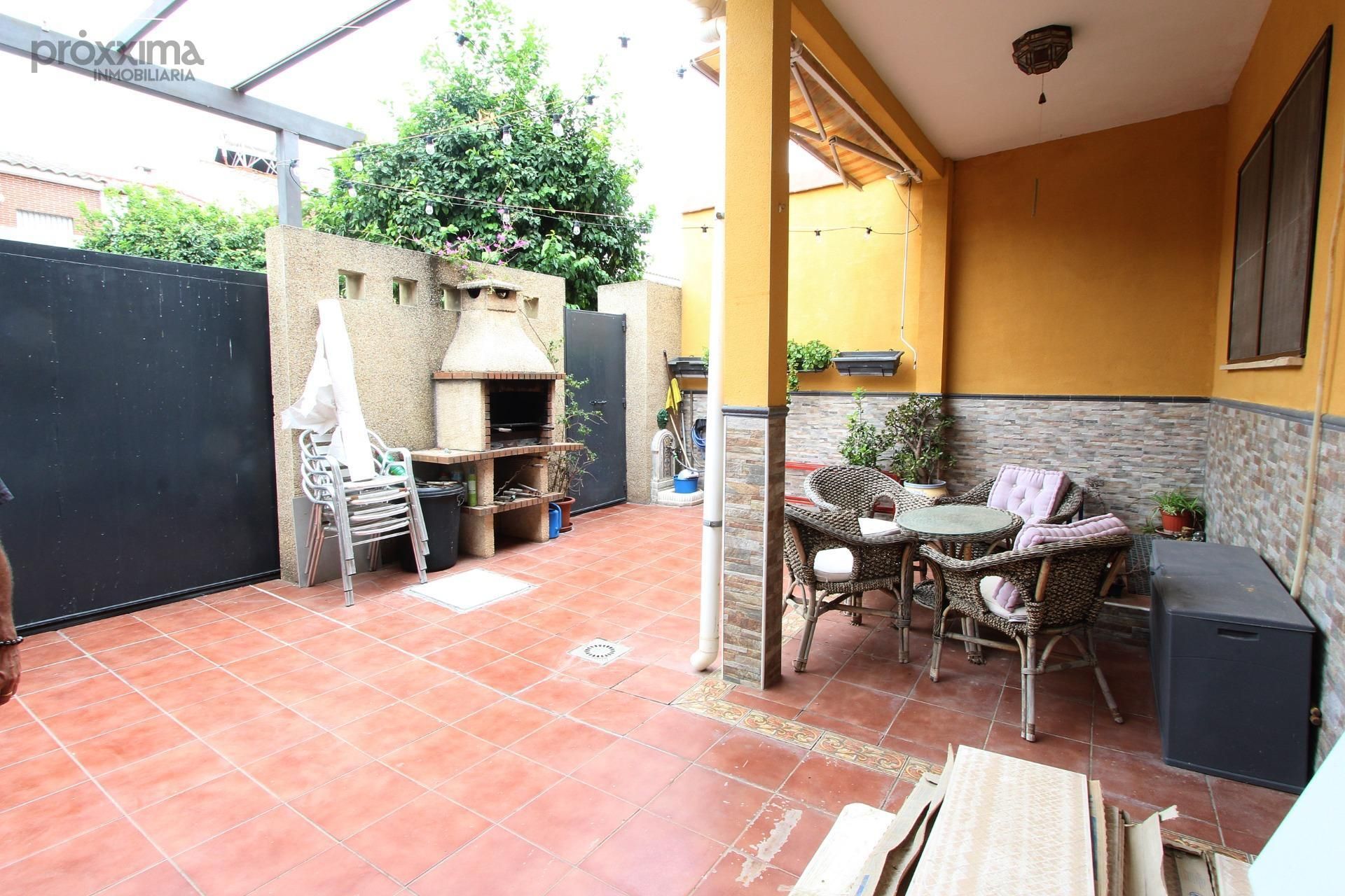 Casa o xalet en venda a Calle Ibiza, Palmete, Cerro - Amate