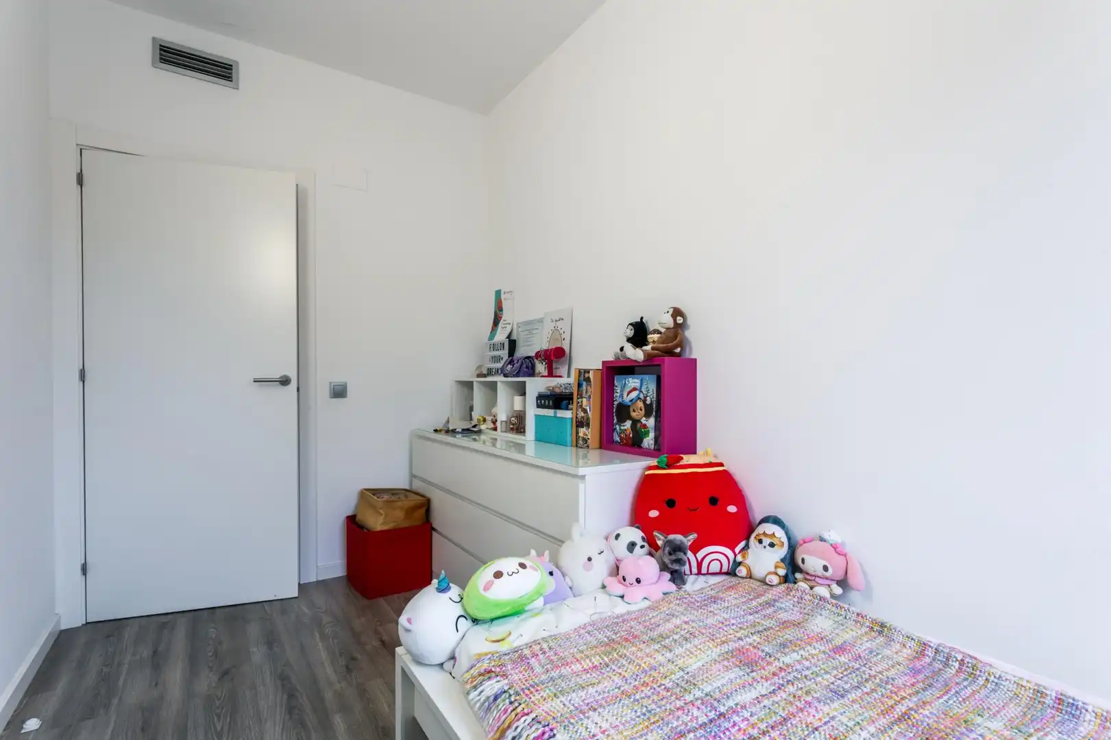Dormitori de Pis en venda en Esplugues de Llobregat amb Calefacció, Parquet i Terrassa