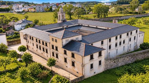 MONASTERIO EN VIVEIRO
