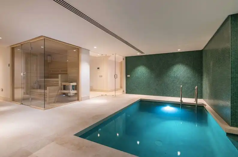 Swimming pool of Houses for sale in Marbella  with Air Conditioner, Heating and Terrace