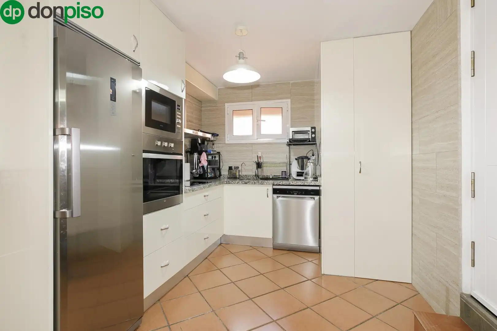 Detached house with terrace for sale in Calle Cerro Bufón, imagen 28