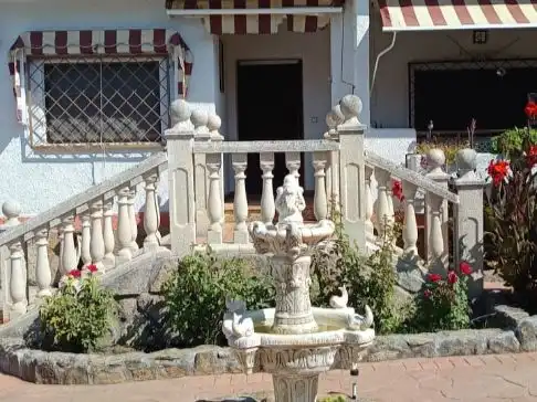 Terrassa de Casa o xalet en venda en Cardiel de los Montes amb Aire condicionat, Terrassa i Piscina