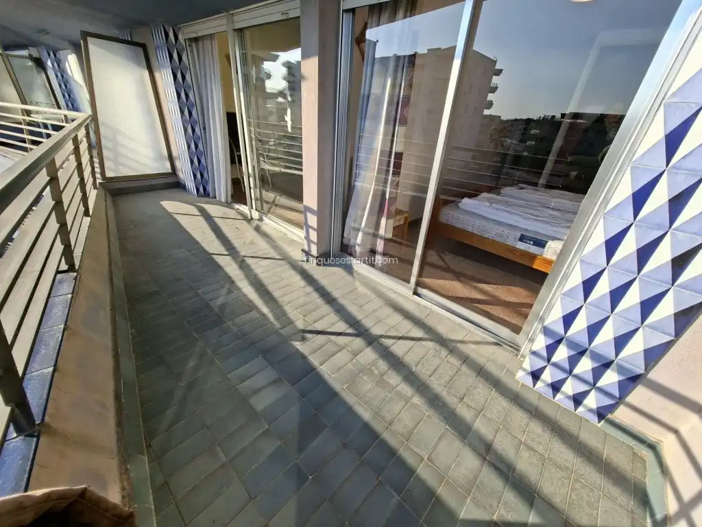 Wohnung mit Aufzug zum Verkauf in Calle Montgo