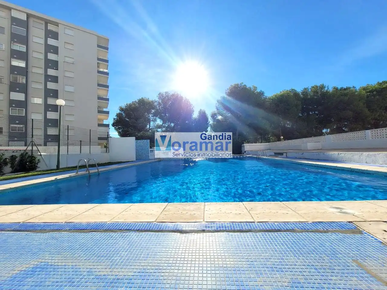 Schwimmbecken von Wohnungen zur Miete in Miramar mit Heizung, Terrasse und Möbliert