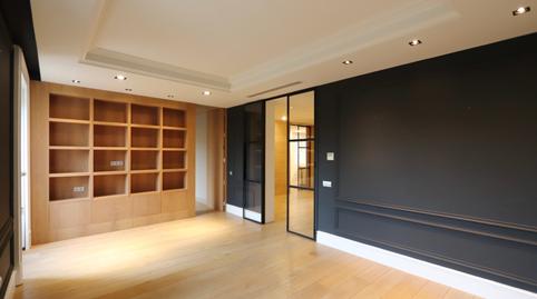 Foto 3 de Pis de lloguer a Calle de Alfonso XII, Jerónimos, Madrid