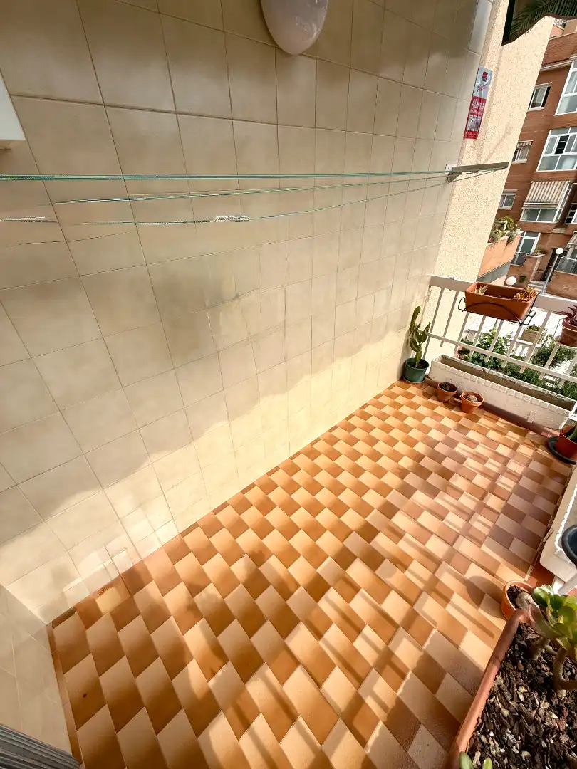 Terrasse von Wohnung zum Verkauf in Sant Boi de Llobregat mit Heizung, Ofen und Balkon