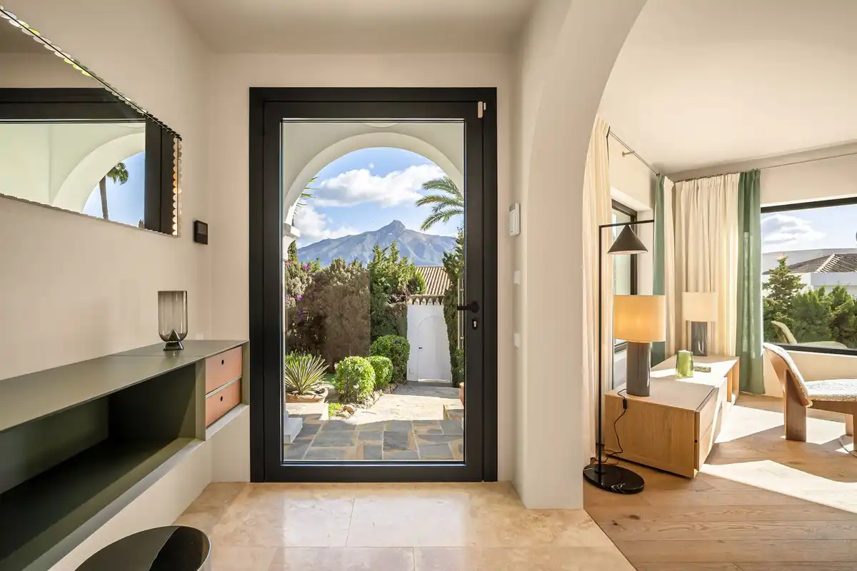 House with pool for sale in Nueva Andalucía, imagen 12