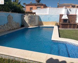 Piscina de Casa o xalet de lloguer en Chiclana de la Frontera amb Terrassa i Piscina