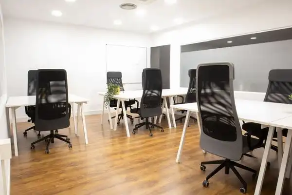 Büro zur Miete in Calle de Henri Dunant 17