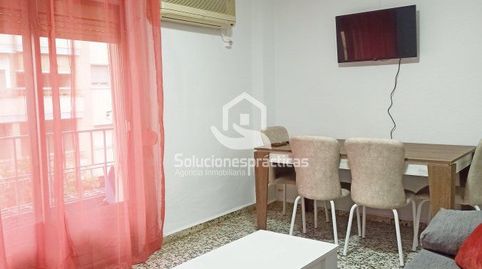 Foto 5 de Piso de alquiler en De Barcelona, Peñamefecit - Avda Barcelona, Jaén Capital
