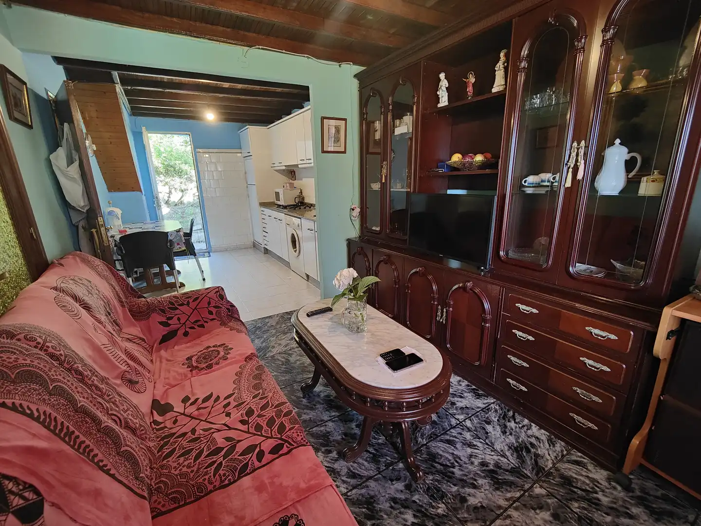 Sala de estar de Casa o chalet en venta en Rianxo con Terraza, Amueblado y Horno