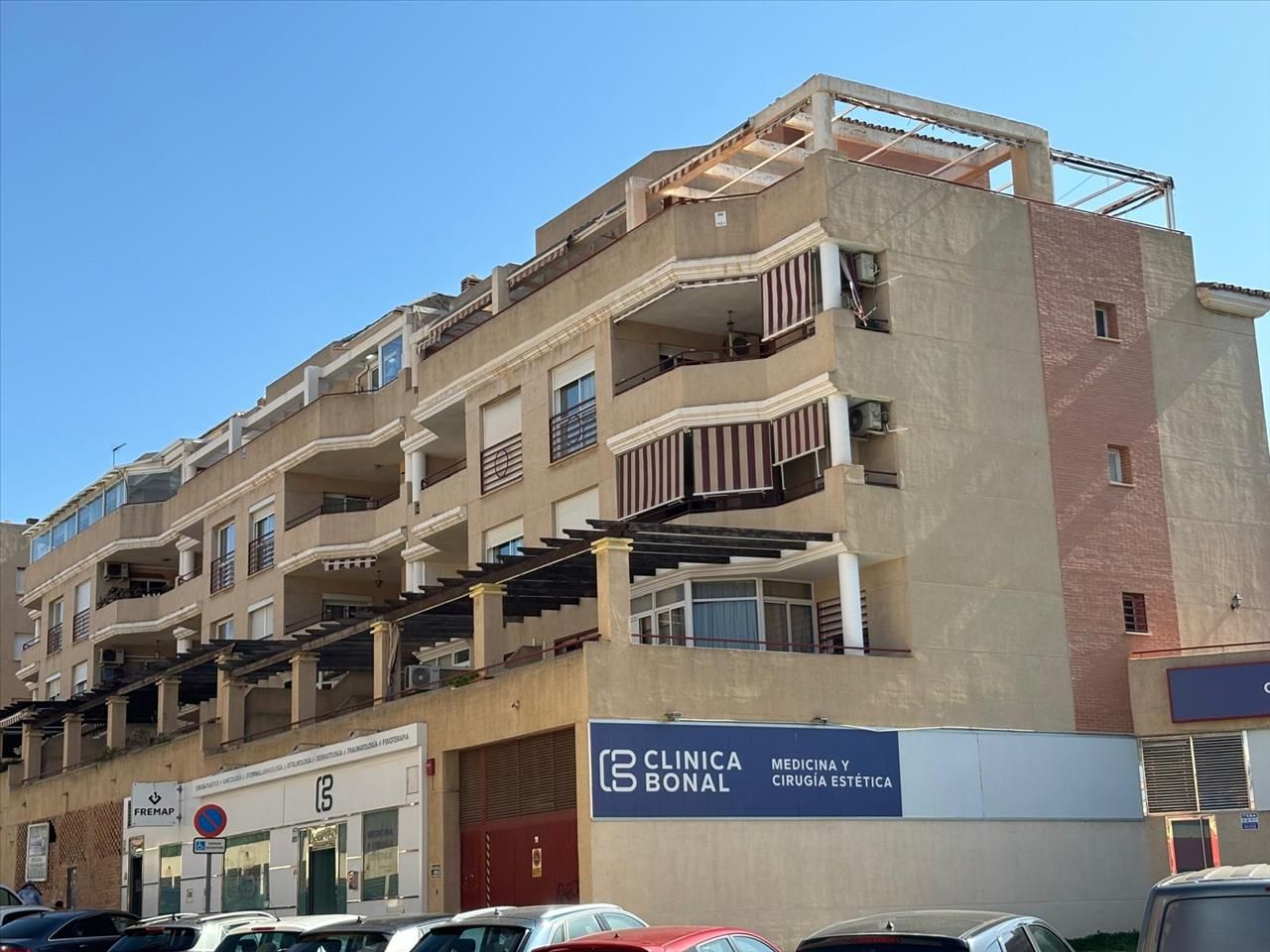 Vista exterior de Pis en venda en Vélez-Málaga