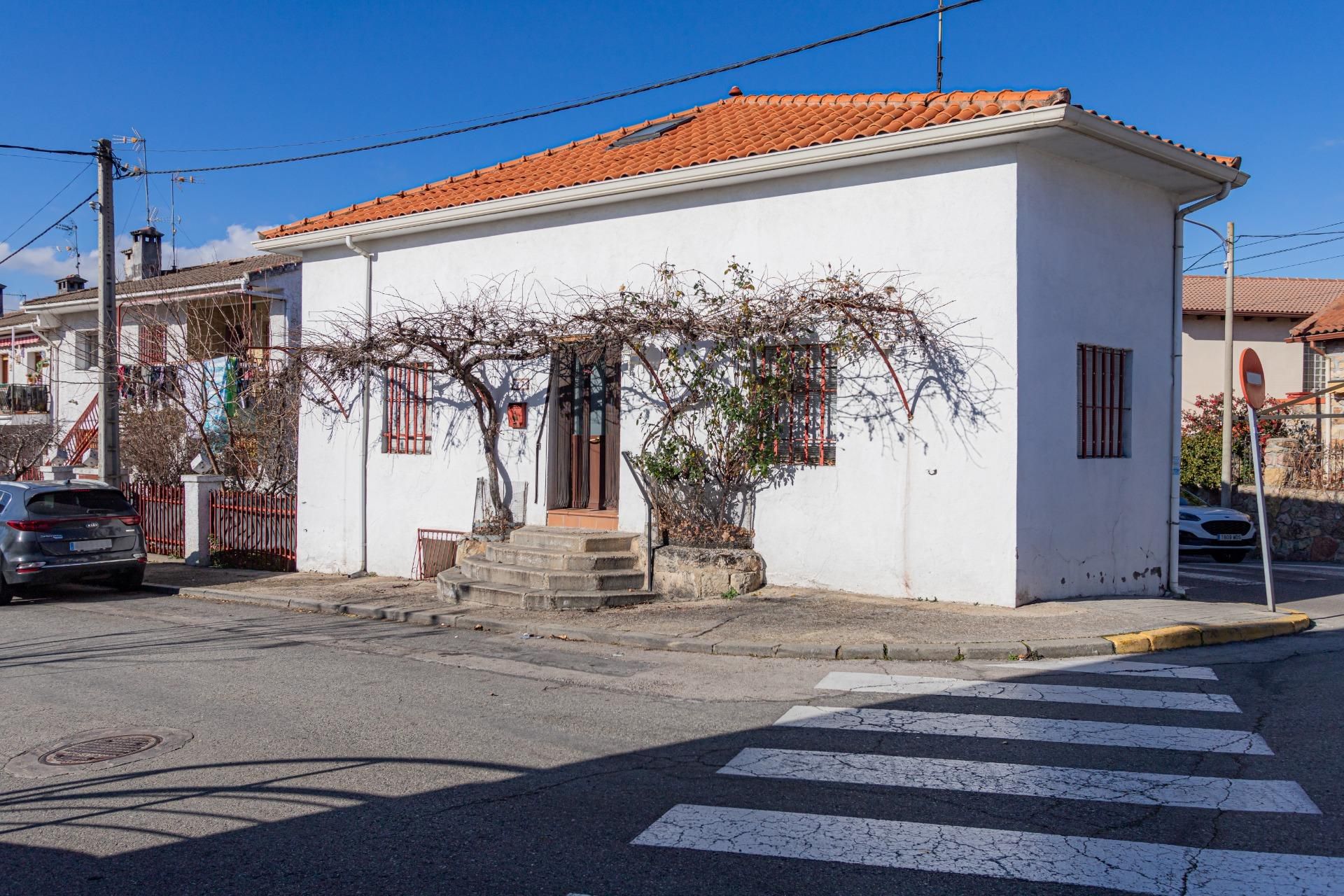 Vista exterior de Casa o chalet en venta en Pedrezuela con Calefacción, Jardín privado y Trastero