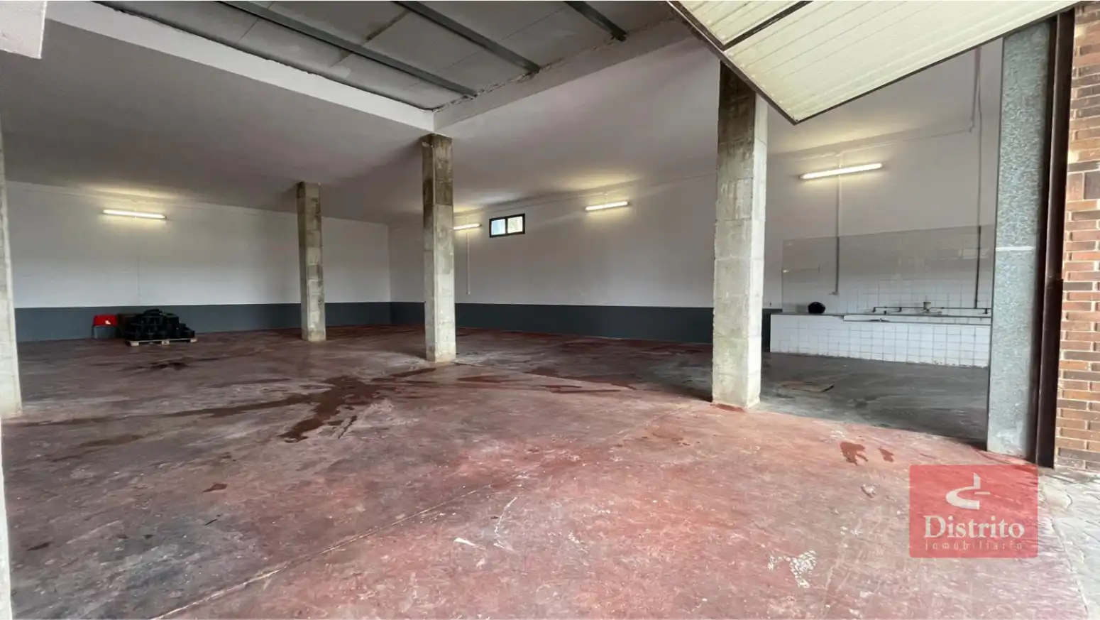Industrial buildings for rent in Camargo