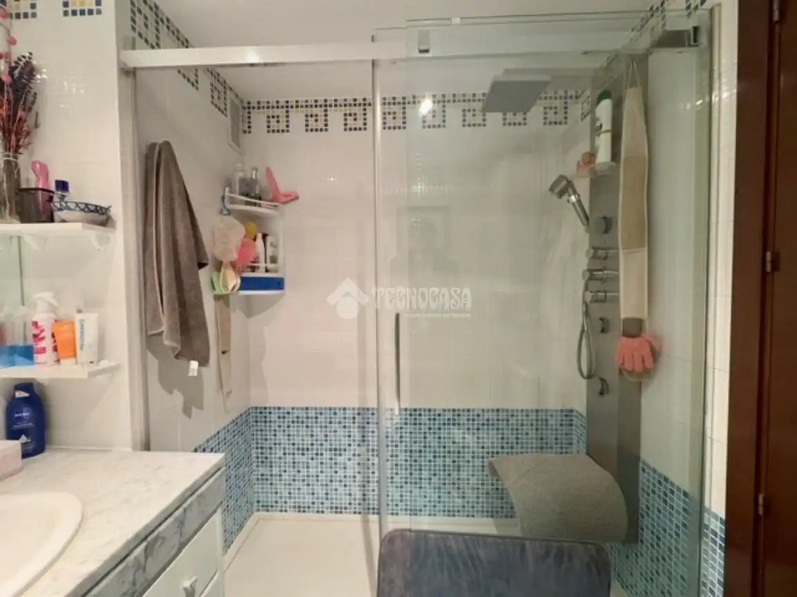 Baño de Piso en venta en Las Rozas de Madrid con Aire acondicionado, Calefacción y Terraza
