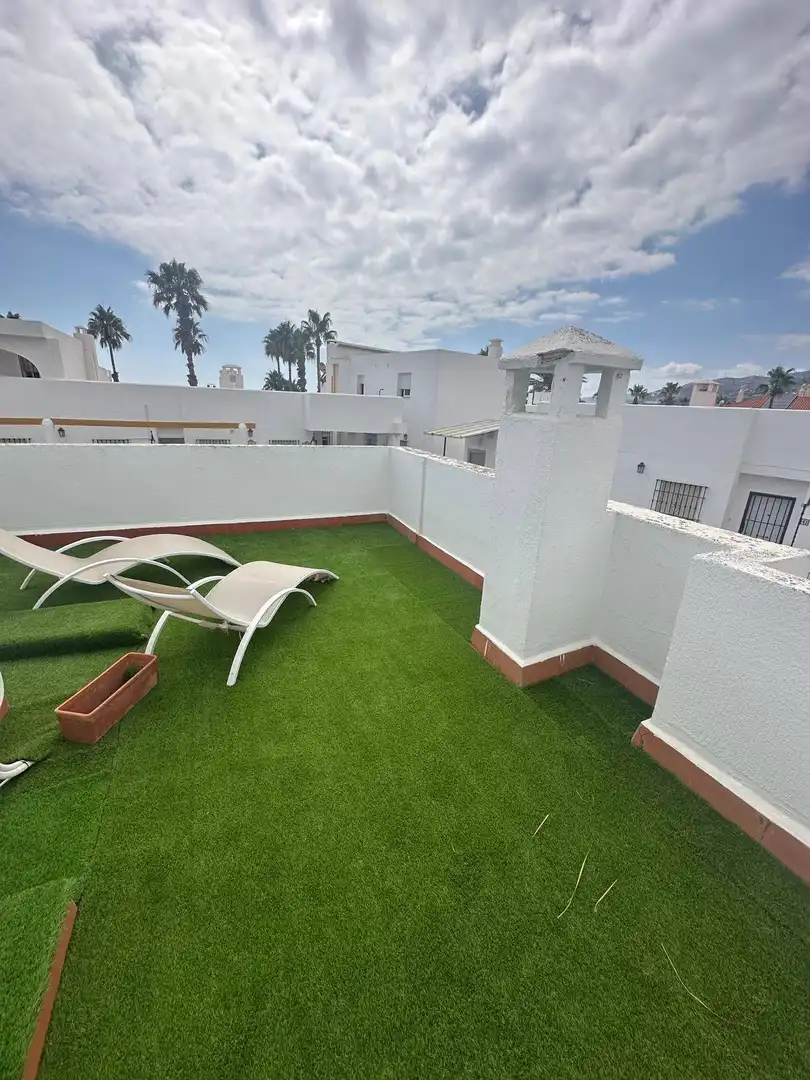 Detached house with pool for sale in Salobreña Costa