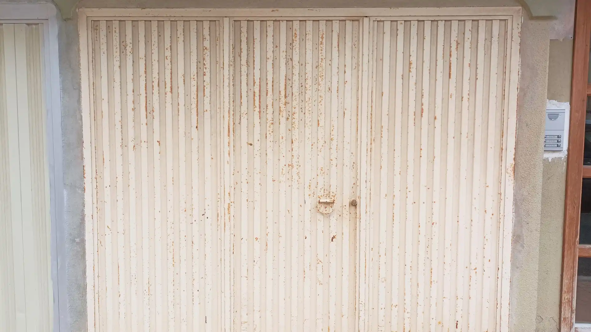 Vista exterior de Local en venta en Haro