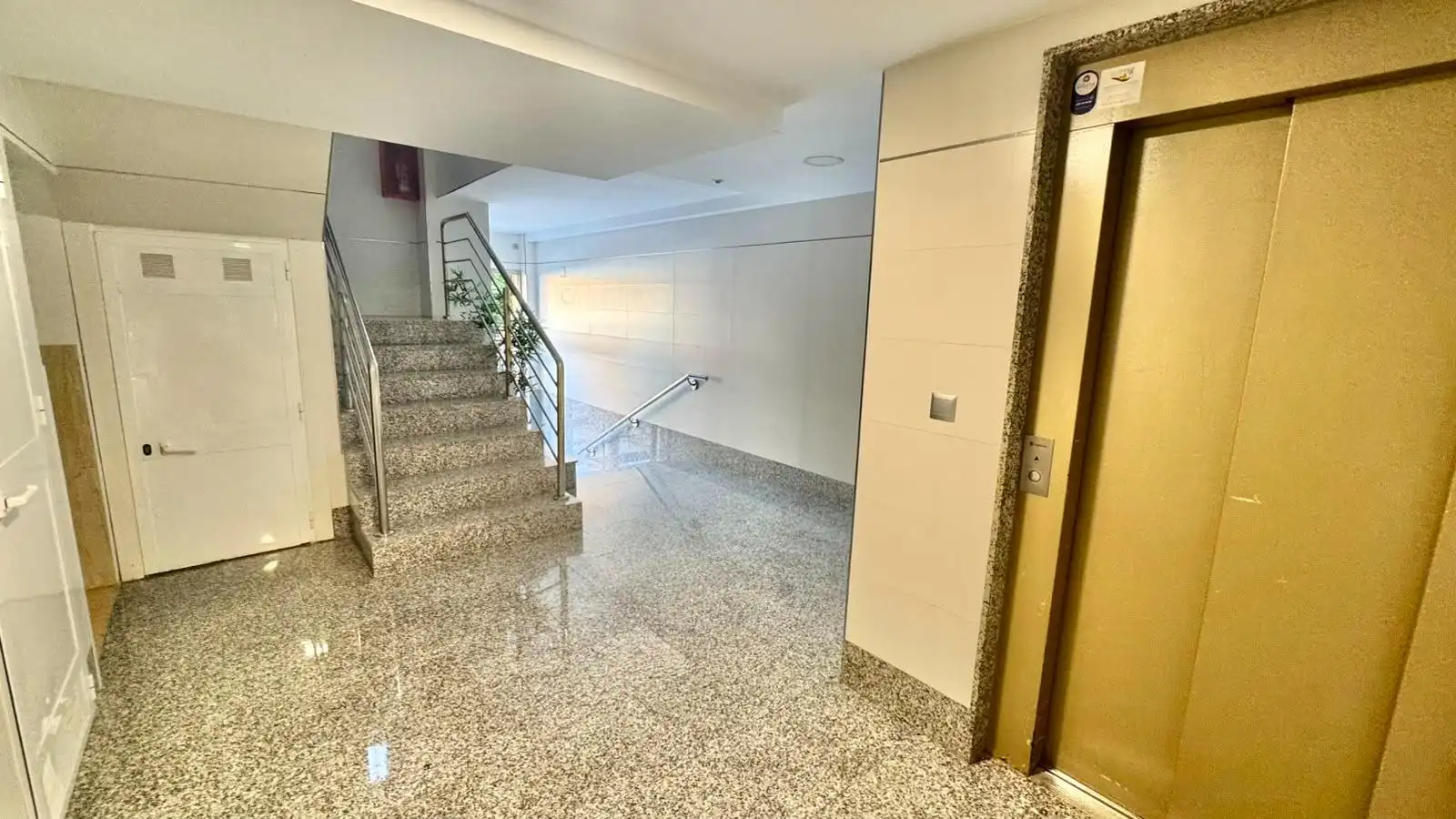 Piso con ascensor en venta en Carretera de Cádiz, imagen 18