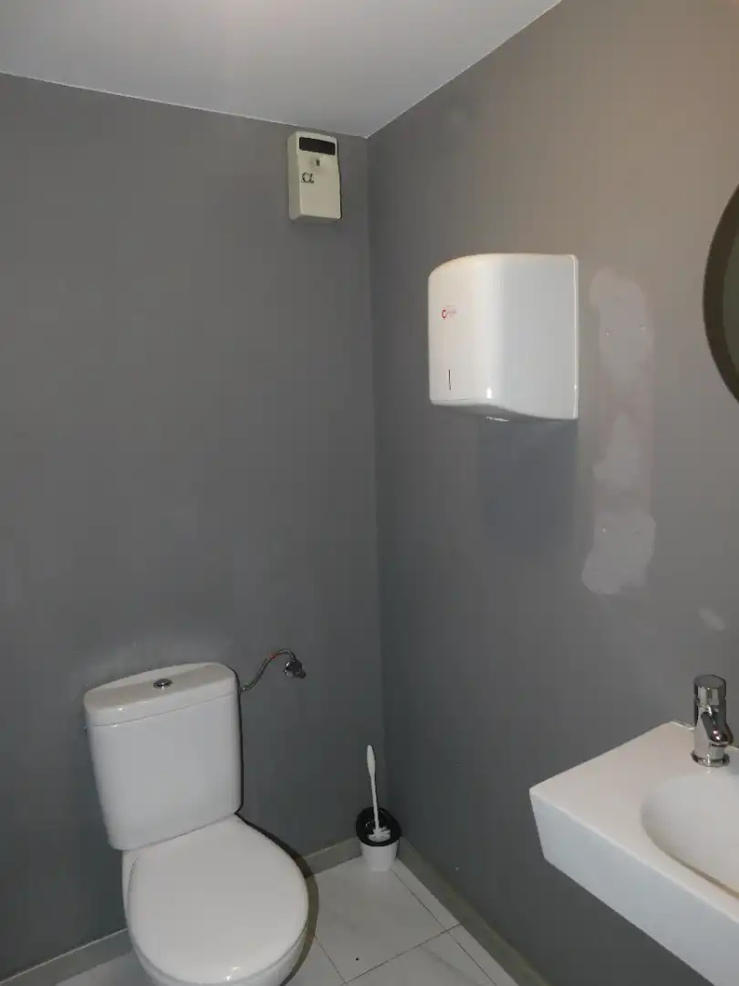 Bathroom of Commercial properties for sale in 2º Ensanche