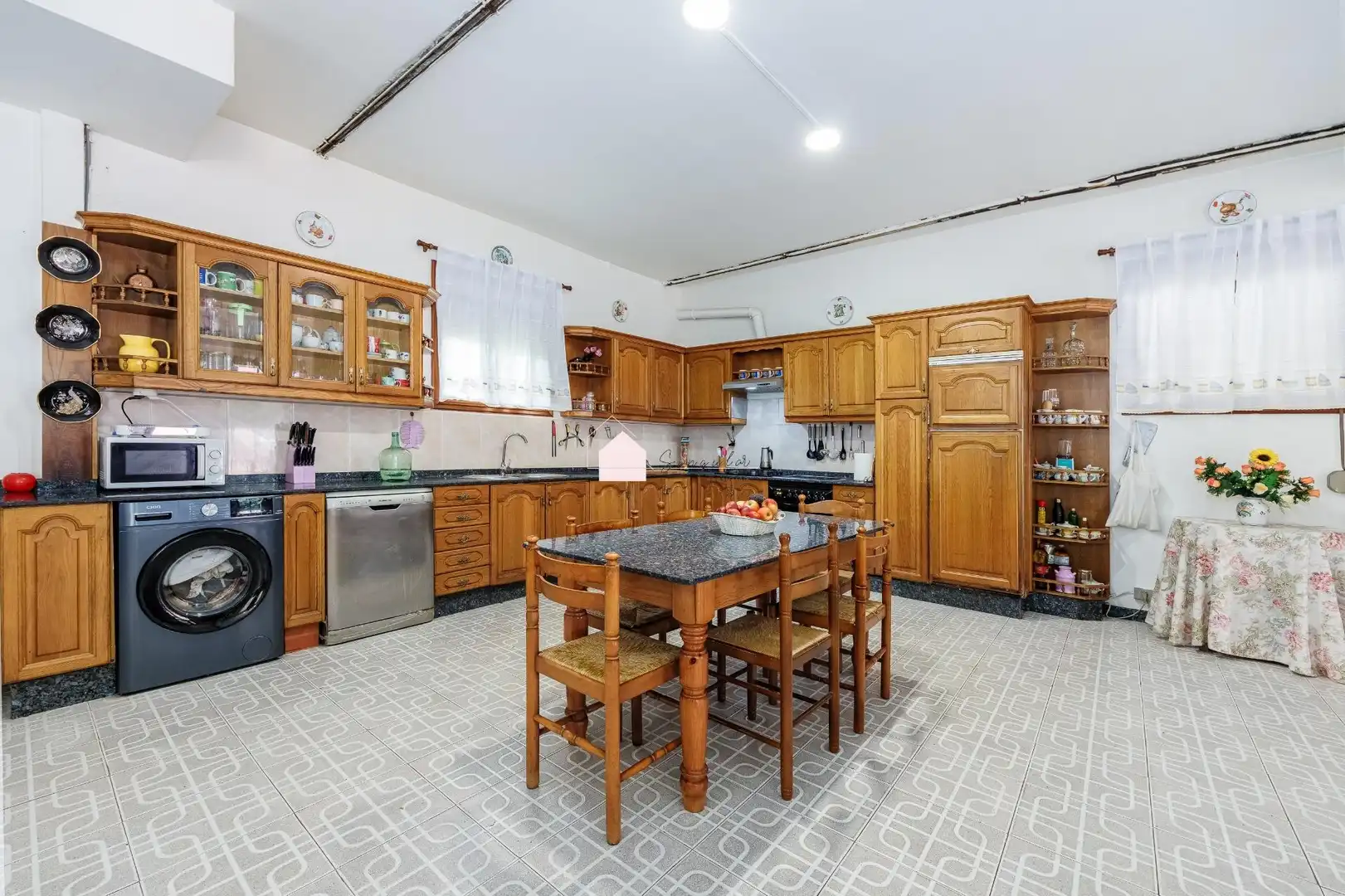 Cocina de Casa o chalet en venta en Gondomar con Calefacción, Jardín privado y Trastero