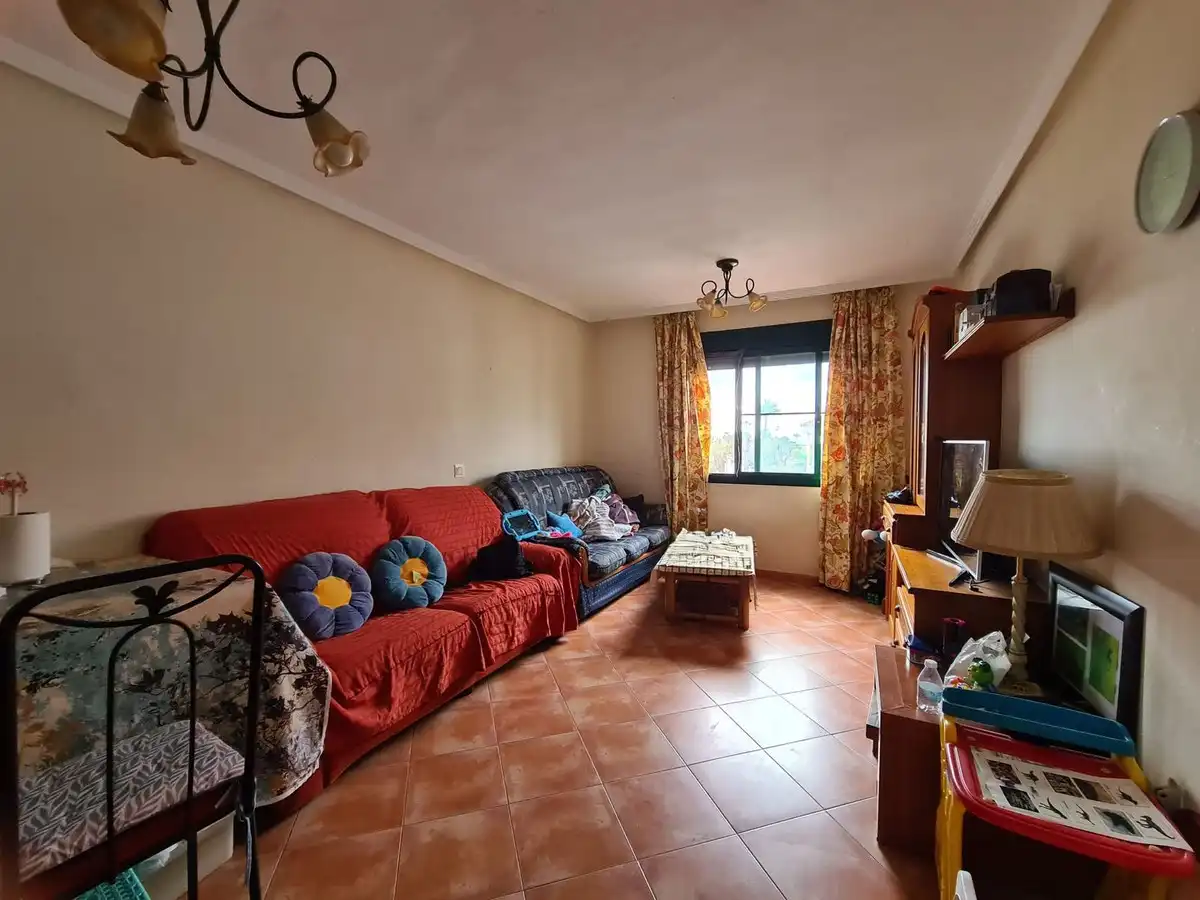 Sala de estar de Apartamento en venta en Casares