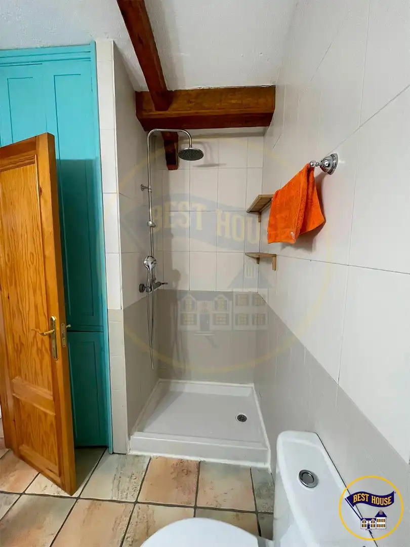 Bany de Casa o xalet de lloguer en Cuenca amb Calefacció i Terrassa